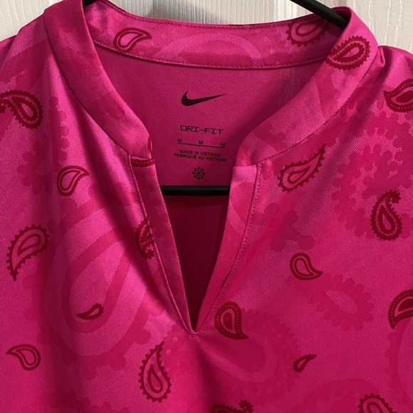 Nike Dri-FIT Victory Womens Golf Polo Paisley Pink Size Medium Split Neck Tennis - Picture 3 of 8